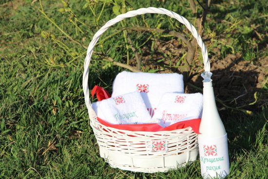 Комплект за кръщене шевица