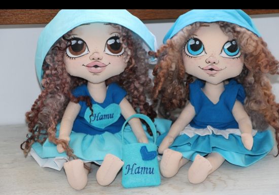 Кукли за сестри