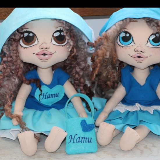 Кукли за сестри