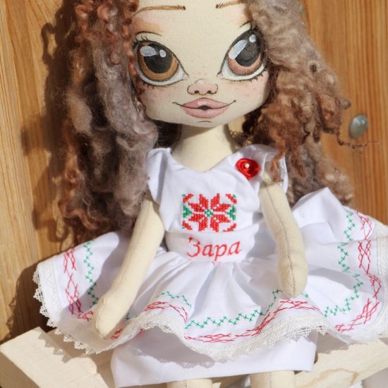 Кукла с шевици